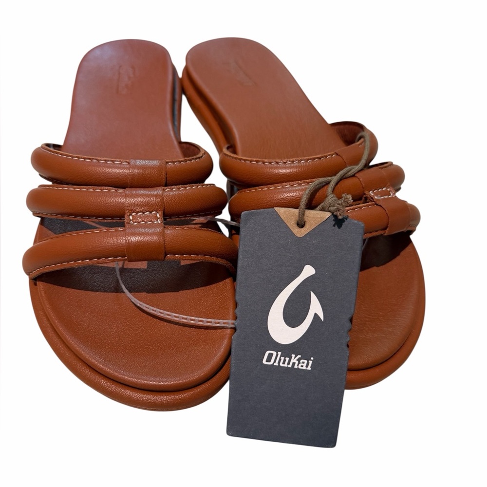 Olukai Women's NWT‎ Tiare Slide Comfort
Sandal Fox Brown Leather Size 10